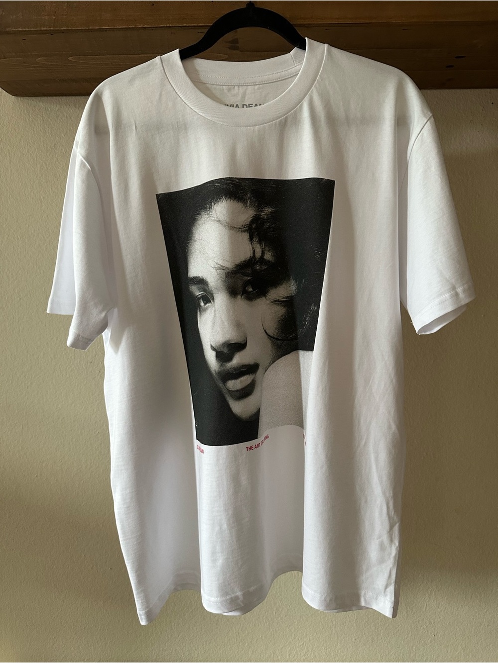 NEW Olivia Dean The Art of Loving Live Tour 2026 T-shirt, White, Size L